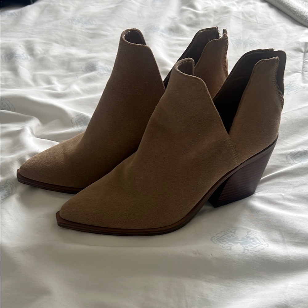 Vince Camuto Tan Ankle Booties with V-Cut Design